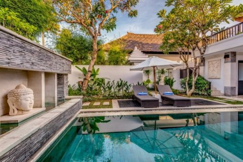 Вилла с 3 спальнями в Seminyak, Бадунг, Индонезия № 1250