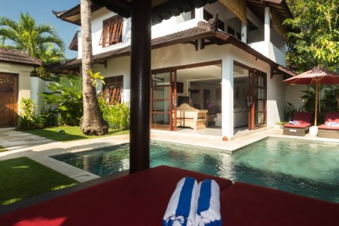 3 bedrooms Villa in Seminyak, Badung, Indonesia No. 1601 6