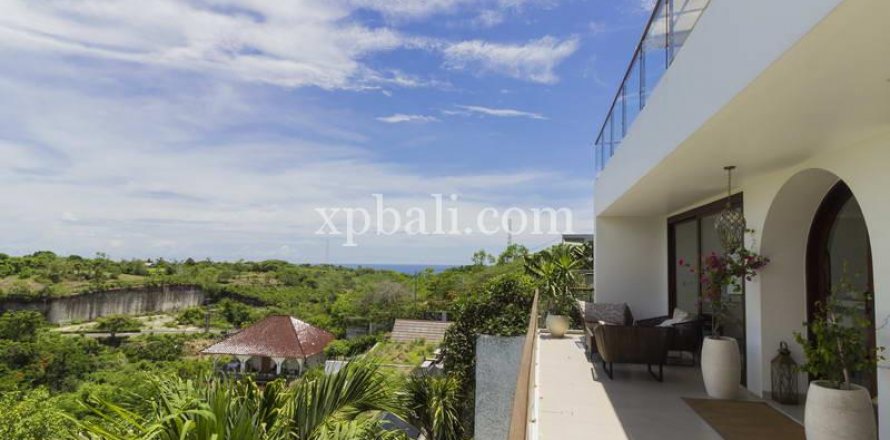 6 bedrooms Villa in South Kuta, Badung, Indonesia No. 7871