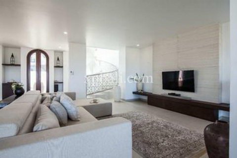 6 bedrooms Villa in South Kuta, Badung, Indonesia No. 7871 18