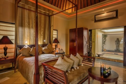 4 bedrooms Villa in Ketewel, Sukawati, Gianyar, Indonesia No. 860 7
