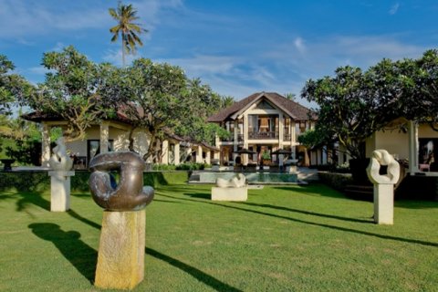 4 bedrooms Villa in Ketewel, Sukawati, Gianyar, Indonesia No. 860 4