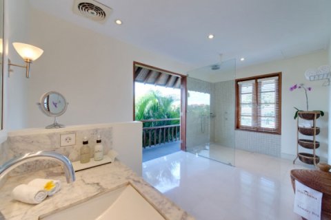 Вилла с 4 спальнями в Seminyak, Бадунг, Индонезия № 702 29