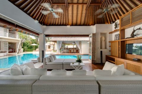 Вилла с 4 спальнями в Seminyak, Бадунг, Индонезия № 702 27