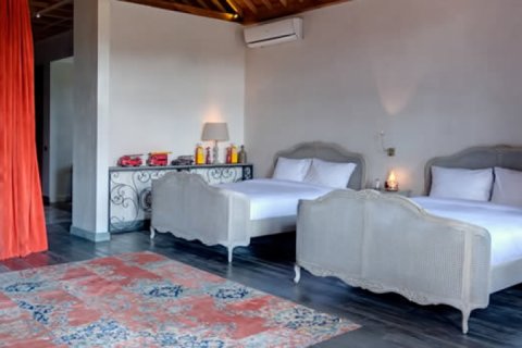 6 bedrooms Villa in Seminyak, Badung, Indonesia No. 701 19