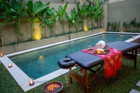 5 bedrooms Villa in Seminyak, Badung, Indonesia No. 863 15