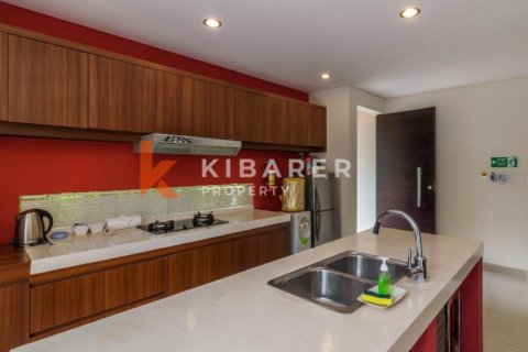Вилла с 4 спальнями в Kerobokan, Бадунг, Индонезия № 12391 6