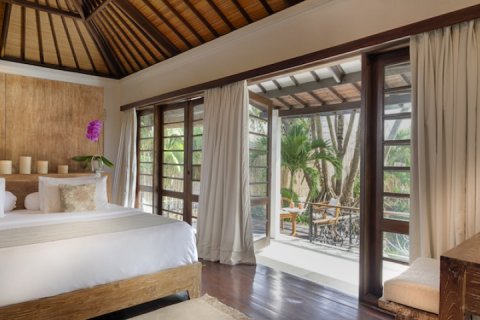 3 bedrooms Villa in Seminyak, Badung, Indonesia No. 983 10