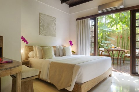 3 bedrooms Villa in Seminyak, Badung, Indonesia No. 983 11