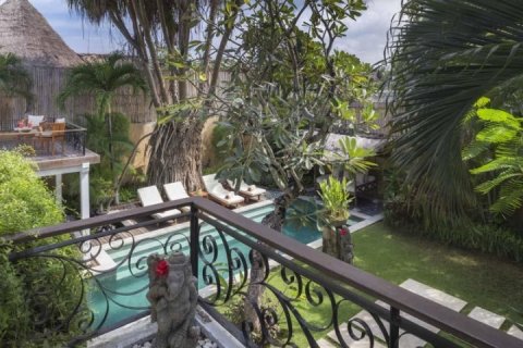 3 bedrooms Villa in Seminyak, Badung, Indonesia No. 983 2