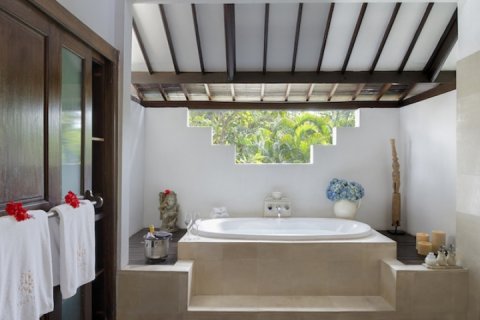 3 bedrooms Villa in Seminyak, Badung, Indonesia No. 983 12