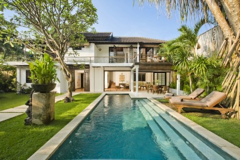 3 bedrooms Villa in Seminyak, Badung, Indonesia No. 983 9