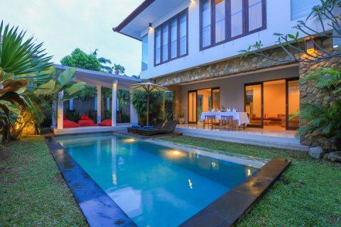 Вилла с 3 спальнями в Seminyak, Бадунг, Индонезия № 1518 2