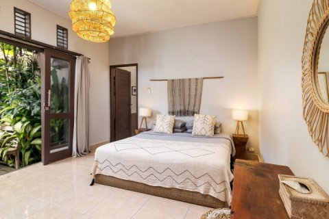 Вилла с 5 спальнями в Seminyak, Бадунг, Индонезия № 1520 21