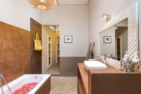 Вилла с 5 спальнями в Seminyak, Бадунг, Индонезия № 1520 23