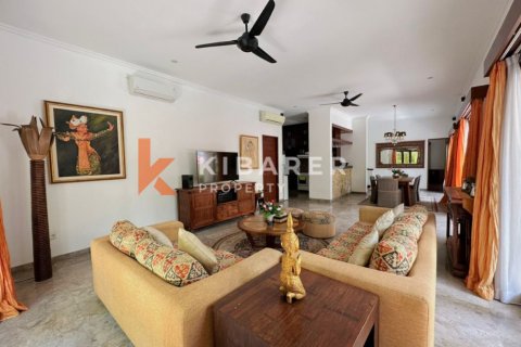 3 bedrooms Villa in Seminyak, Badung, Indonesia No. 13024 30
