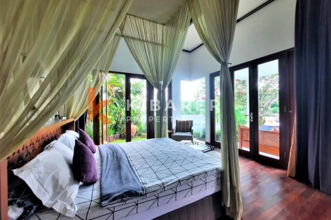 4 bedrooms Villa in Denpasar, Indonesia No. 13086 19