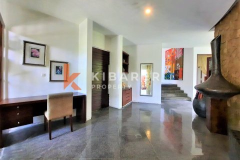 4 bedrooms Villa in Denpasar, Indonesia No. 13086 4