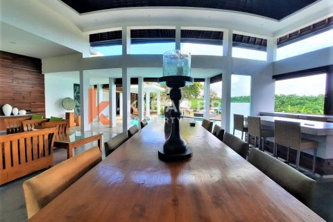 4 bedrooms Villa in Denpasar, Indonesia No. 13086 16