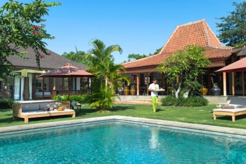 6 bedrooms Villa in Canggu, Badung, Indonesia No. 754 3