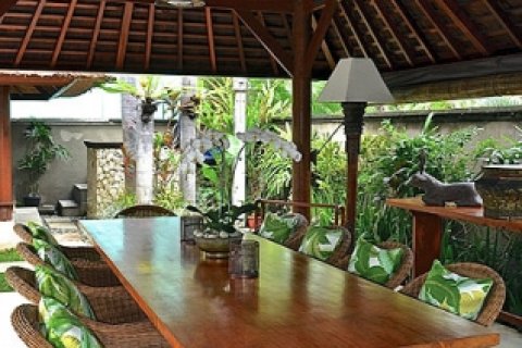 Вилла с 4 спальнями в Seminyak, Бадунг, Индонезия № 758 9