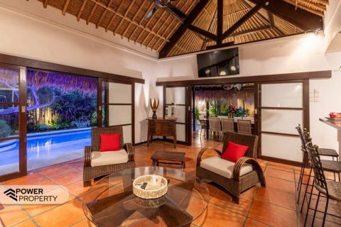 Вилла с 7 спальнями в Seminyak, Бадунг, Индонезия № 9618 3