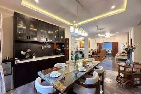 5 bedrooms Villa in South Denpasar, Denpasar, Indonesia No. 12798 12