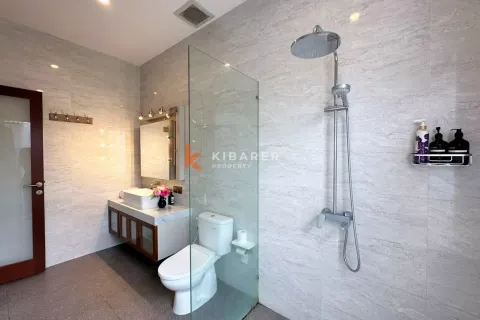 5 bedrooms Villa in South Denpasar, Denpasar, Indonesia No. 12798 21