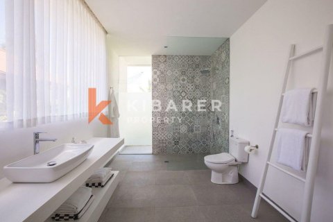 3 bedrooms Villa in Tibubeneng, Badung, Indonesia No. 12799 5