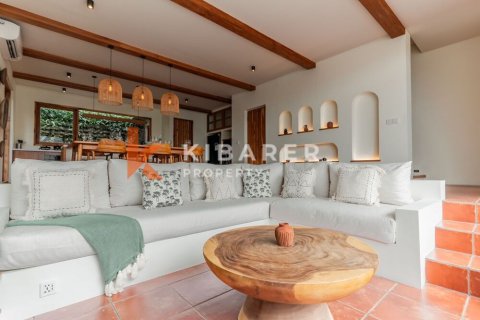 3 bedrooms Villa in Canggu, Badung, Indonesia No. 12793 11