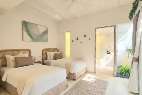 2 bedrooms Villa in Canggu, Badung, Indonesia No. 10404 6