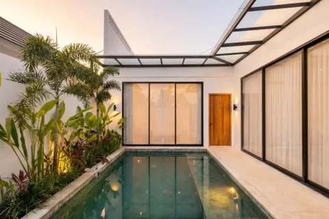 3 bedrooms Villa in Kuta, Badung, Indonesia No. 10401