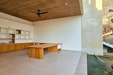 4 bedrooms Villa in South Kuta, Badung, Indonesia No. 10775 9