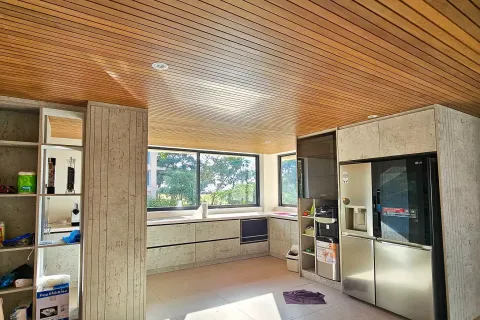 4 bedrooms Villa in South Kuta, Badung, Indonesia No. 10775 10