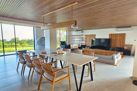 4 bedrooms Villa in South Kuta, Badung, Indonesia No. 10775 15