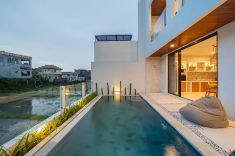 3 bedrooms Villa in Canggu, Badung, Indonesia No. 10772 2