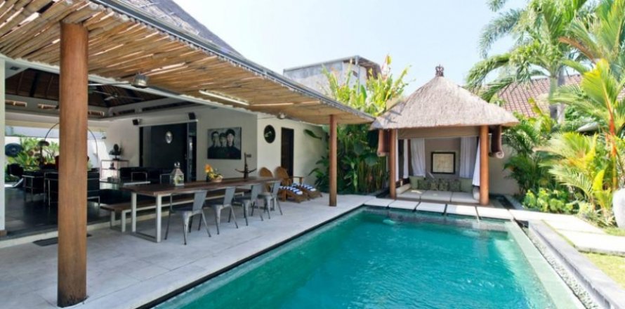 2 bedrooms Villa in Seminyak, Badung, Indonesia No. 1638