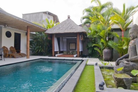 2 bedrooms Villa in Seminyak, Badung, Indonesia No. 1638 14