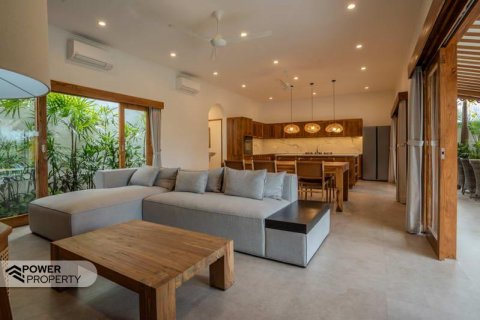 Вилла с 3 спальнями в Canggu, Бадунг, Индонезия № 8945 4