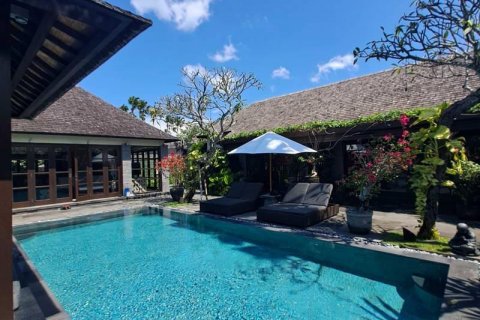 3 bedrooms Villa in Seminyak, Badung, Indonesia No. 9054 26