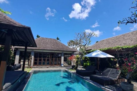 3 bedrooms Villa in Seminyak, Badung, Indonesia No. 9054 15