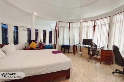 4 bedrooms Villa in Kerobokan, Badung, Indonesia No. 9053 8