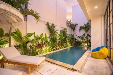 3 bedrooms Villa in Tibubeneng, Badung, Indonesia No. 10130 2