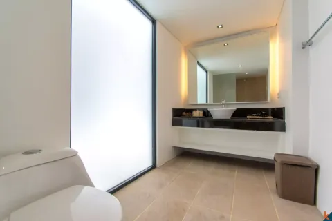 5 bedrooms Villa in Seminyak, Badung, Indonesia No. 10135 20