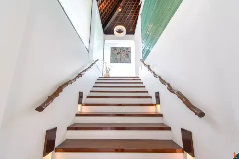 5 bedrooms Villa in Seminyak, Badung, Indonesia No. 10135 17