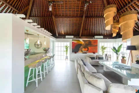 5 bedrooms Villa in Seminyak, Badung, Indonesia No. 10135 13