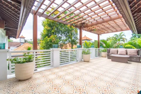 5 bedrooms Villa in Seminyak, Badung, Indonesia No. 10135 11