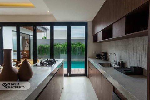 4 bedrooms Villa in Canggu, Badung, Indonesia No. 9588 1