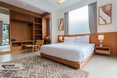 4 bedrooms Villa in Canggu, Badung, Indonesia No. 9588 12