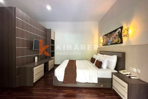 Вилла с 4 спальнями в Seminyak, Бадунг, Индонезия № 12427 6
